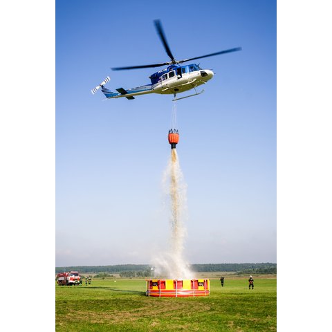 Mobiler Löschwasserbehälter Feuerwehr Faltbehälter Waldbrand ET TANK 50000 Großvolumiger Behälter mit Gerüst